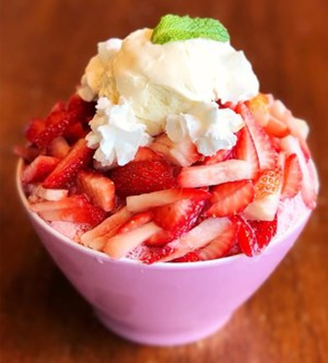 Strawberry Bingsu.