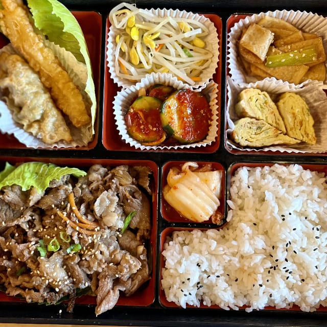 D2. Bulgogi dosirak.