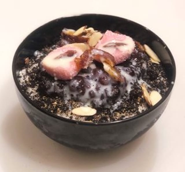 Black Sesame Bingsu.